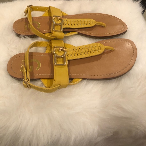 G by Guess Sandals - SOLD - Picture 2 of 3